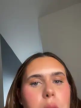 Blonde_Bunny from StripChat is Freechat