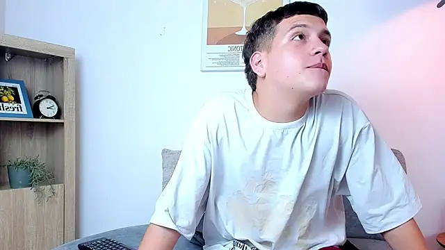 dennis_hills - Dennis_hills's free webcam - UK Sex Cams