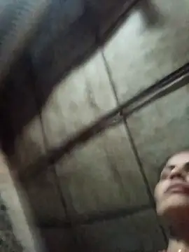 hasmi_hot09 - Hasmi_hot09's free webcam