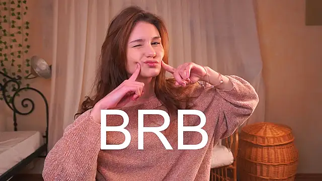 tifanyberto (F teen) - squezze and rum my tits under bra?