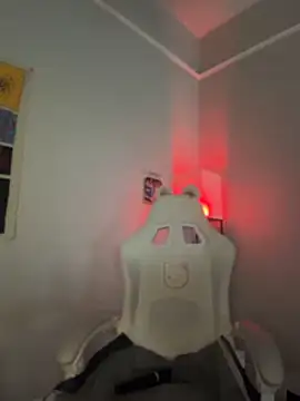 Webcam Model (Lunalovesyou8)  is live.Free join now!