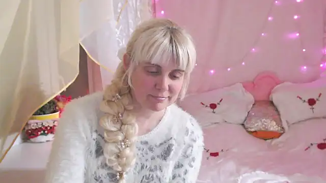 sunnysylvia - SunnySylvia's free webcam - UK Sex Cams