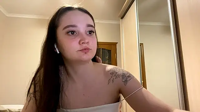 trulaphay - TrulaPhay's free webcam - UK Sex Cams