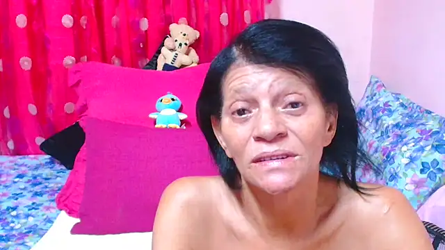 sluttyroxy - SLUTTYROXY's free webcam - UK Sex Cams