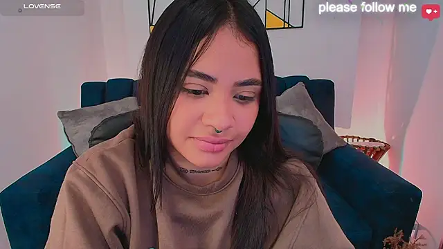 nicemiiaa7_ - Nicemiiaa7_'s free webcam - UK Sex Cams