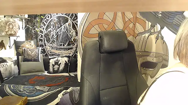 tittenmichelle - TittenMichelle's free webcam - UK Sex Cams