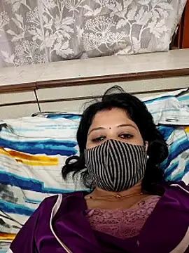 Priyaji7575 live sex cam