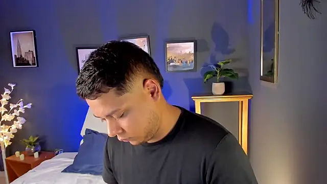 akon_2xxx - Akon_2XXX's free webcam - UK Sex Cams