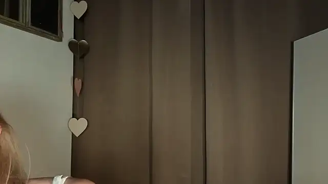 lola_belgium - Lola_Belgium's free webcam - UK Sex Cams