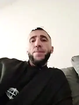 alexandro111777 - Alexandro111777's free webcam - UK Sex Cams