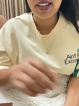 vickyandtania live sex cam