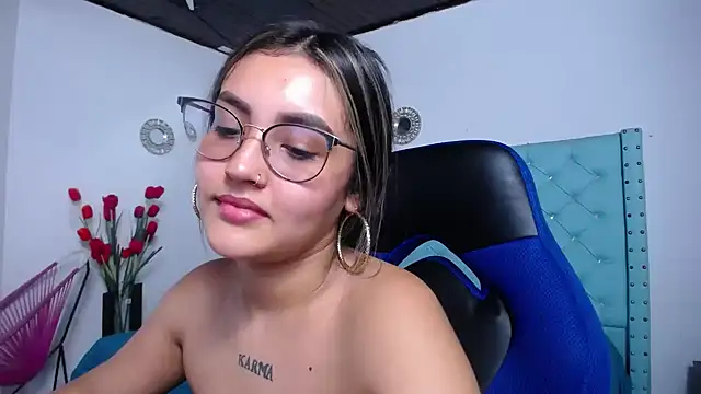 kathe-mills235 live sex cam