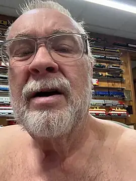 jcaspen (M grandpa) - 10000 token for medical bill