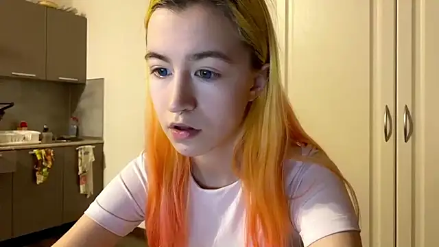 emilyhein - EmilyHein's free webcam