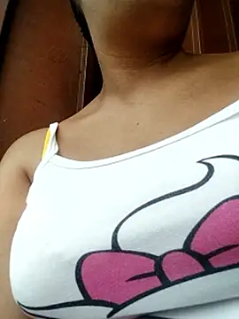 Andreita_95 live sex cam