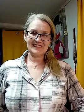 irinamaux live sex cam