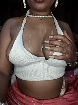 Webcam Model (LINNI_3)  is live.Free join now!