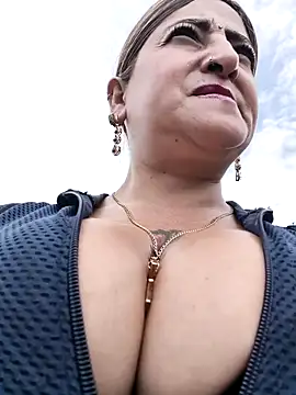 AlexadraJones3453 live sex cam