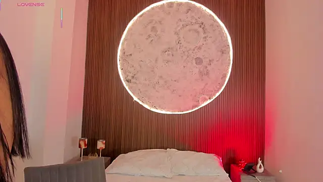 rosecassie (T young) - naked and sexy dance