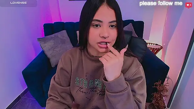 nicemiiaa7_ (F young) - show pussy and two finger in