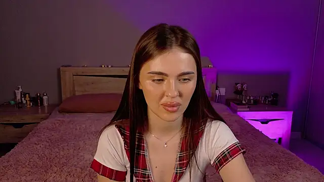 sheilahigh - SheilaHigh's free webcam