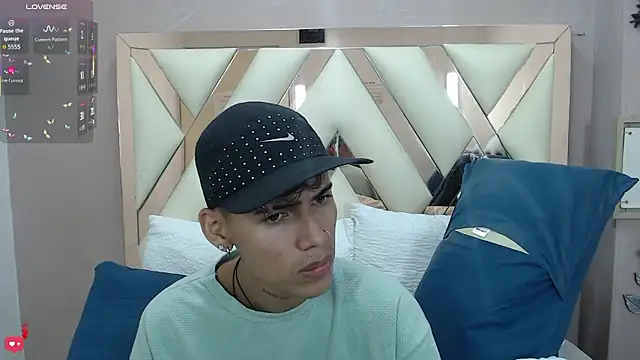 astaroth_grigori - Astaroth_Grigori's free webcam