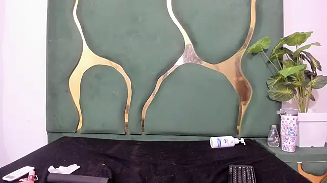 khalyasm - Khalyasm's free webcam - UK Sex Cams