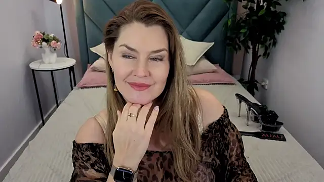 adele_russo - Adele_Russo's free webcam