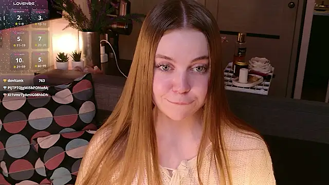 bratwifelina live sex cam