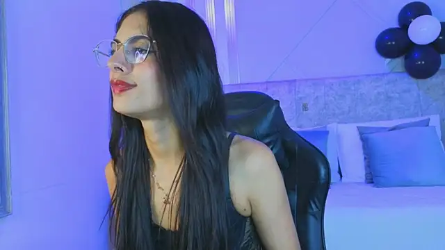 j_belle_ - J_belle_'s free webcam - UK Sex Cams