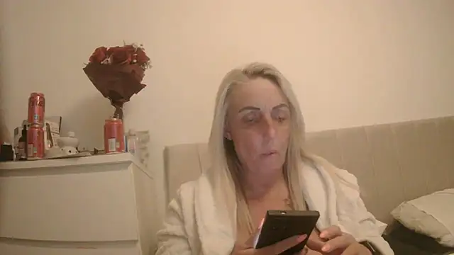 theblondecocklover - Theblondecocklover's free webcam