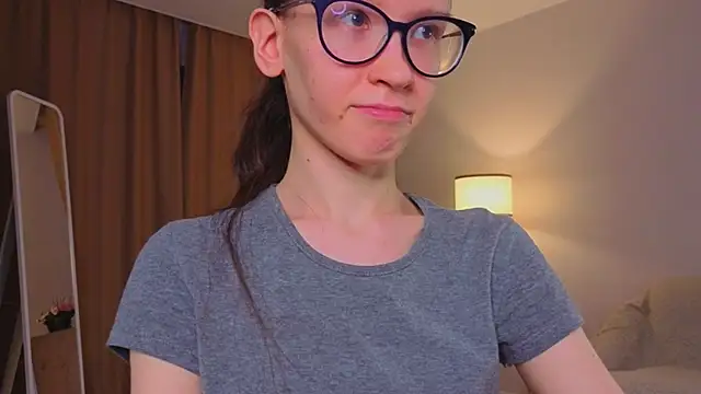 bettybrowni - BettyBrowni's free webcam