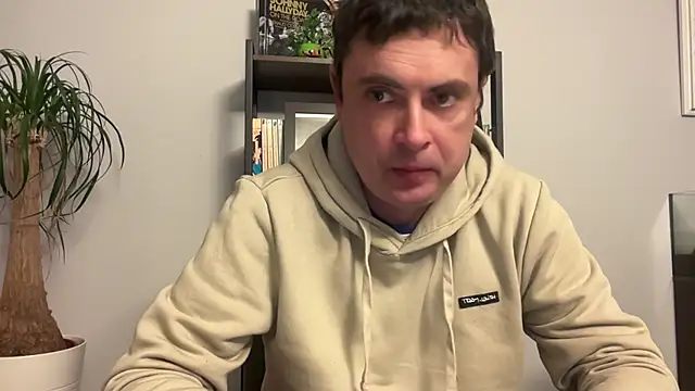 freddy0222222 (Ask my age) - cum