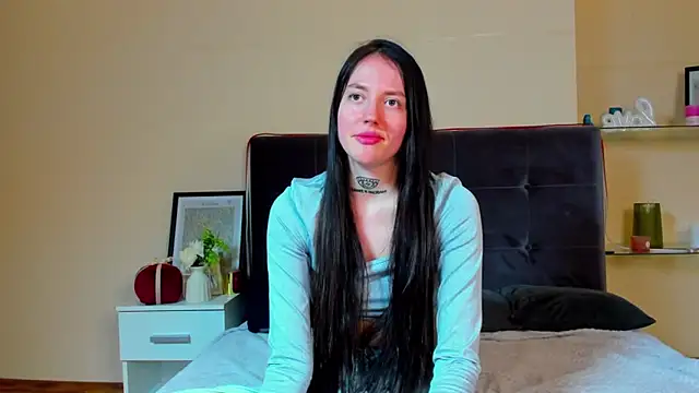 AdrianaCult live sex cam