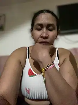 Carola-Ross live sex cam