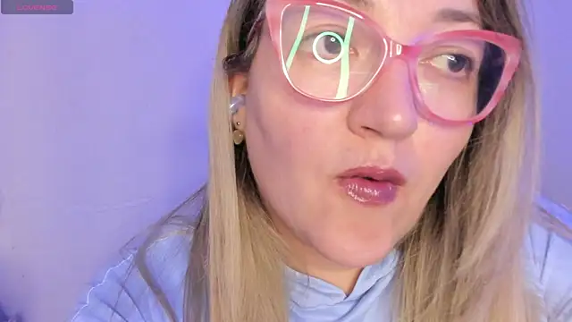 Naty_Mature_ live sex cam