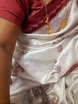 tamil_ammani (F milf) - Boobs show😜😜😝🥰🔥🔥🔥