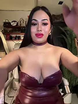 BigDominaMia live sex cam