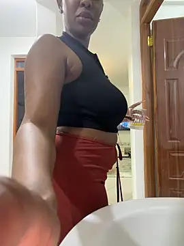 Webcam Model (Rose_berry)  is live.Free join now!