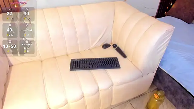 saraapril_1 - SaraApril_1's free webcam - UK Sex Cams