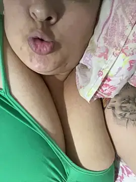 tata0807 - Tata0807's free webcam