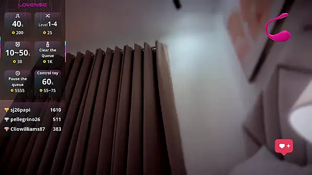 maui_wowie - Maui_wowie's free webcam - UK Sex Cams