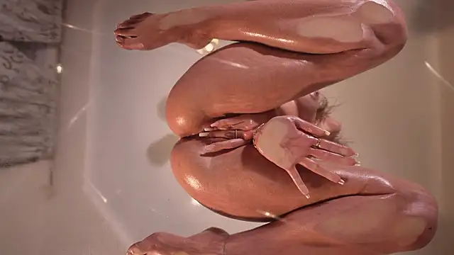 heybananas - HeyBananas's free webcam - UK Sex Cams