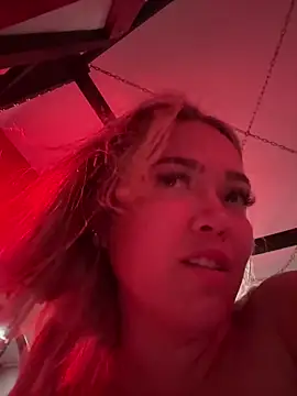 Danielavegax live sex cam