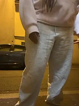 nanaisbackk from StripChat is Freechat