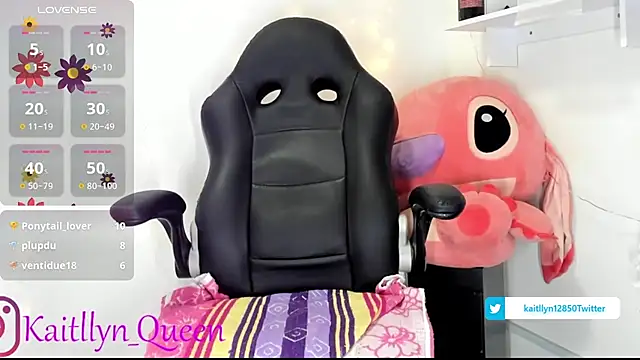 queen_katle (F young) - SQUIRTS ON THE WAY FUCK MY PUSSY