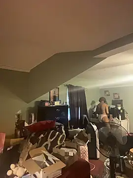 nickytheehawtie - Nickytheehawtie's free webcam