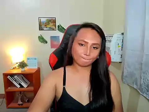 Hella Queen (Hella_queen)