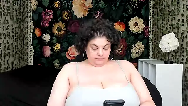 exxxotic_melons - Exxxotic_Melons's free webcam