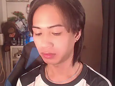 manilagirl_x (Ask my age) - make me happy , and cum <3